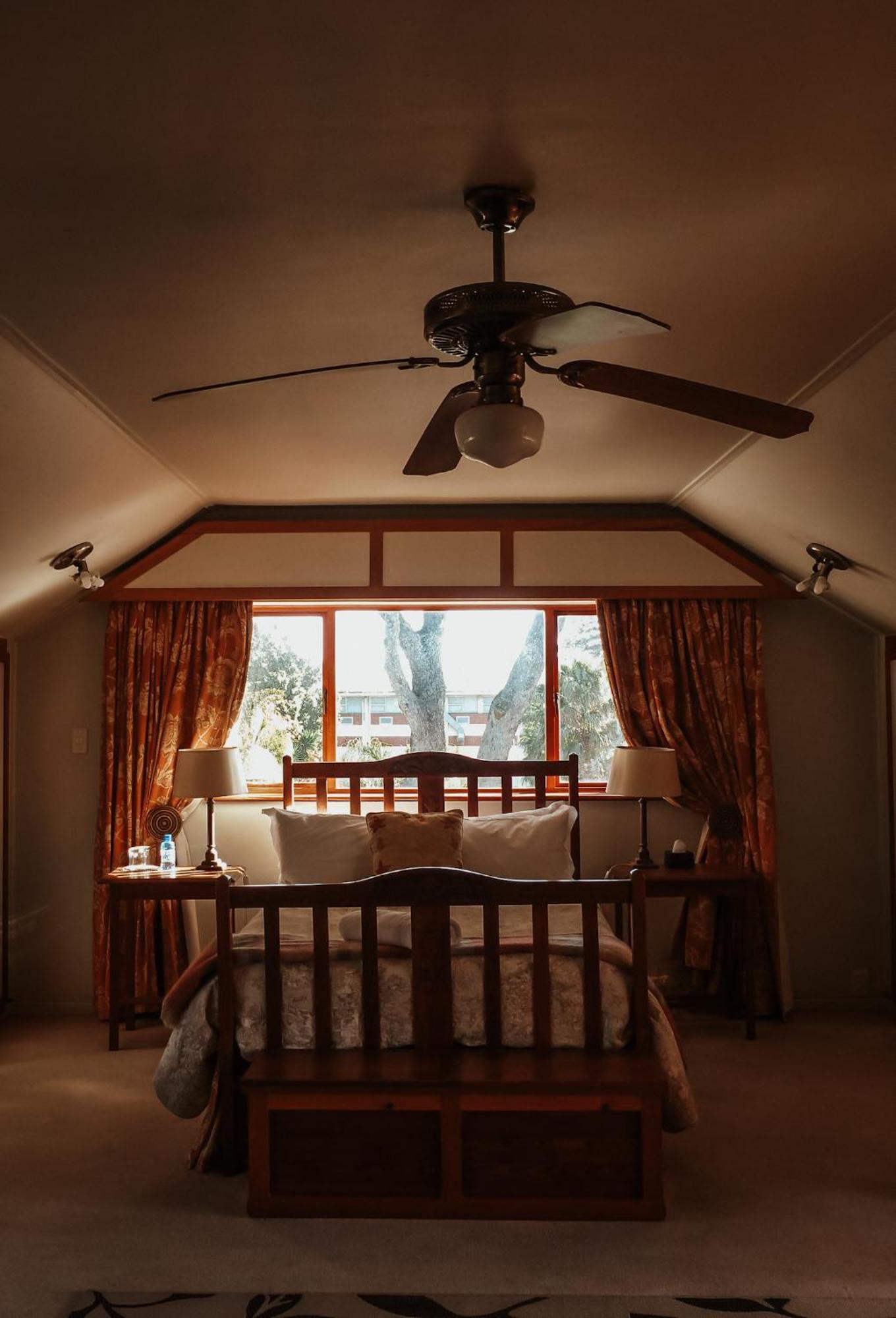 King George'S Guest House พอร์ตเอลิซาเบธ ภายนอก รูปภาพ
